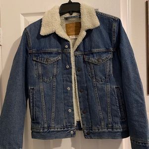 Levi’s Type 3 Sherpa-Lined Denim Trucker Jacket